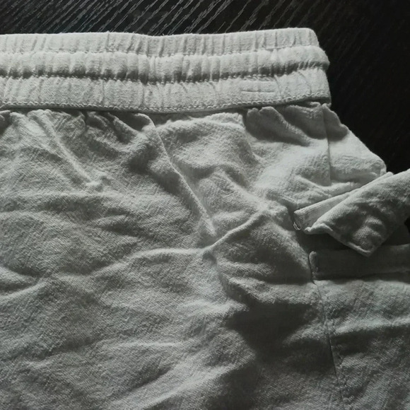 Ladies size M. Sleeping shorts ..white color..never used..Smoke-free home.. - Picture 8 of 8